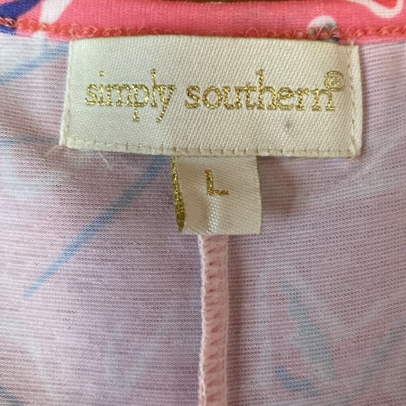 Simply Southern Tassel Hem S/S Pink Aqua Sea Shell AOP Scoop Neck Size LARGE - Picture 5 of 8